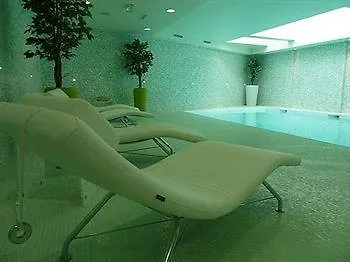 Et Du Chateau Hotel 3*