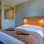 Et Du Chateau Hotel 3*