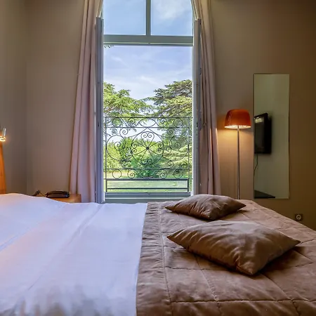 Et Du Château Hotel