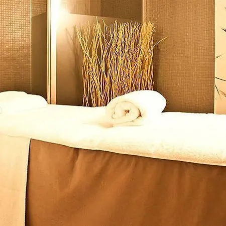 Et Du Chateau 3* 拉古德