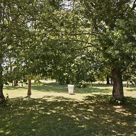 Et Du Chateau 酒店 3*