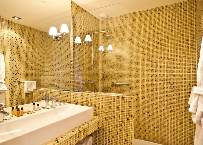 Hotel Et Du Chateau Lagord