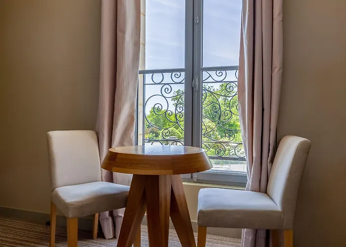 Et Du Chateau Hotel Lagord