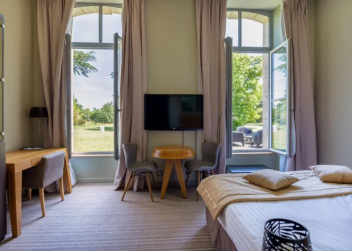 Et Du Chateau Hotel 3*